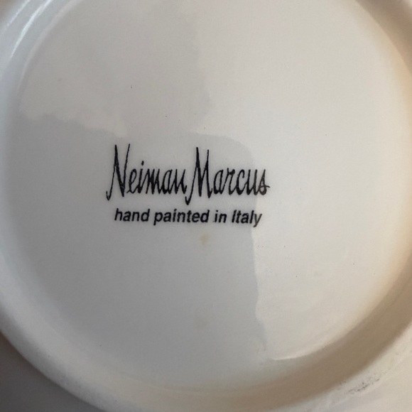 New Norman Marcus Set of 8 Elegant Gray and White Teacup Sets - Picture 11 of 11